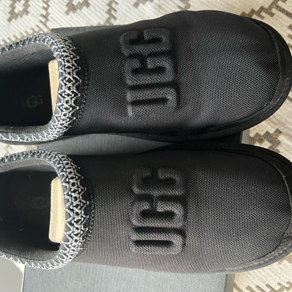 UGGS TASMAN MOLDED LOGO - Picture 2 of 6